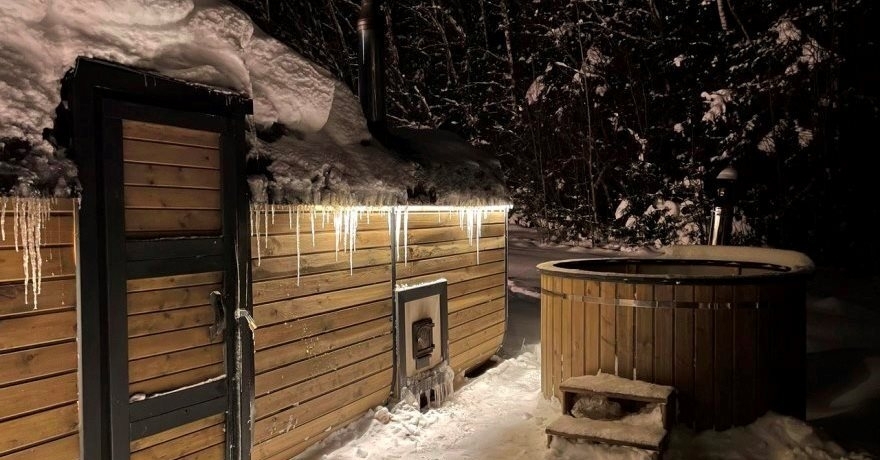 Официальное фото Гостевого дома Pine Forest Хвойный лес  звезды