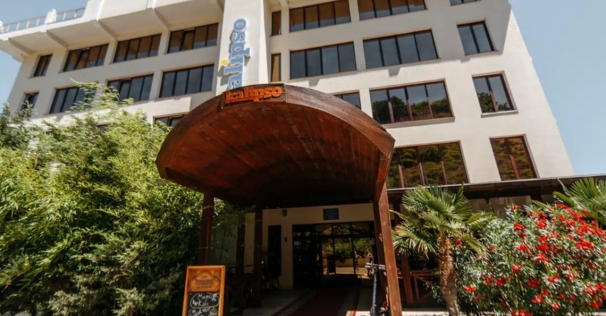 Официальное фото Отеля Калипсо 3 звезды