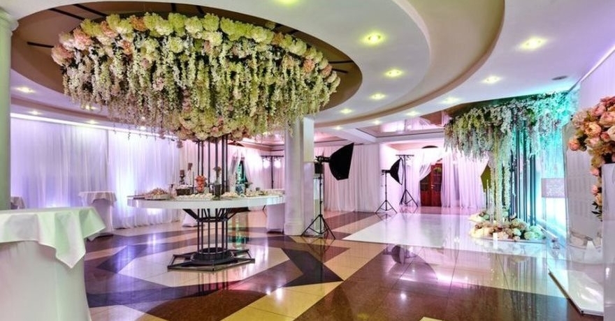 Официальное фото Гостиничного  Комплекса Екатерининский 3 звезды