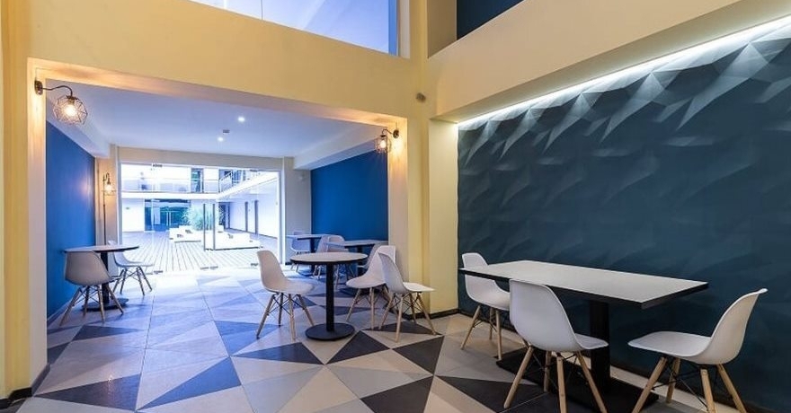 Официальное фото Отеля Портобелло 3 звезды