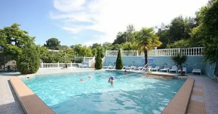 Официальное фото Отеля ГрандЛоо 3 звезды