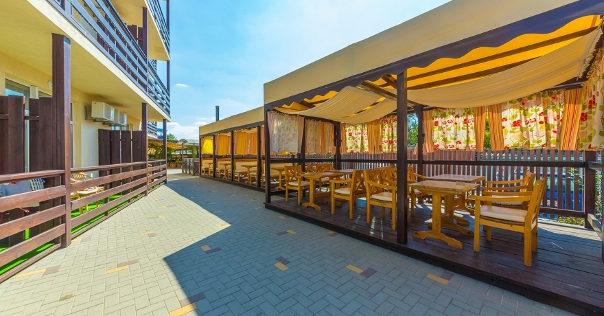 Официальное фото Отеля Круиз 3 звезды