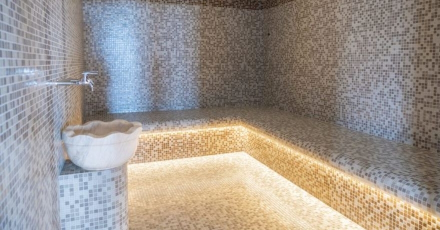 Официальное фото Парк-отеля Дубки 4 звезды