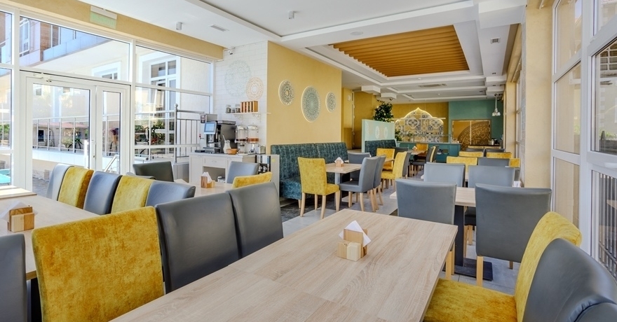 Официальное фото Отеля Амбра Резорт Хотел 3 звезды