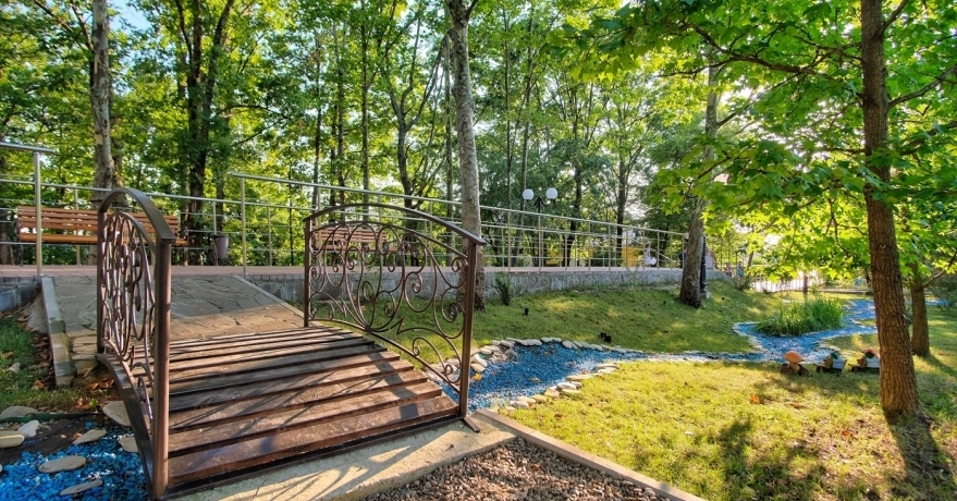 Официальное фото Отеля Азимут Прометей Небуг 2 звезды