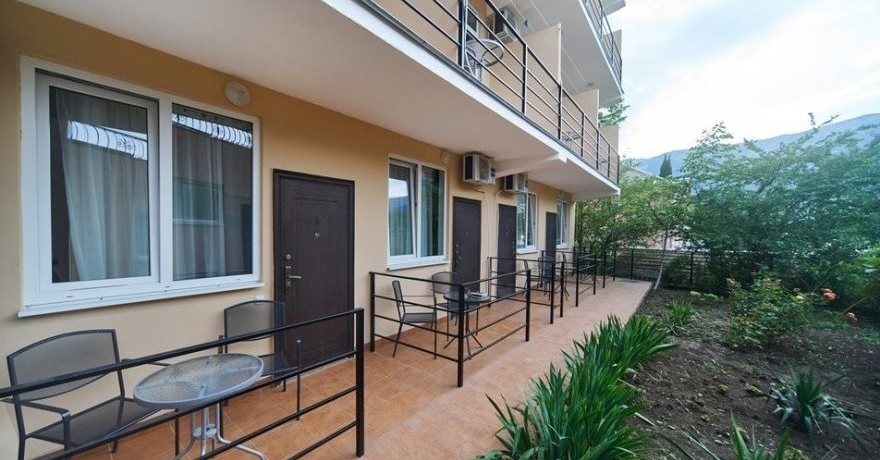 Официальное фото Гостевого дома Крымская Ницца  звезды