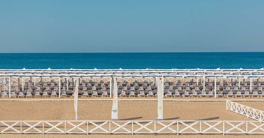 Официальное фото Отеля Софгранд 4 звезды