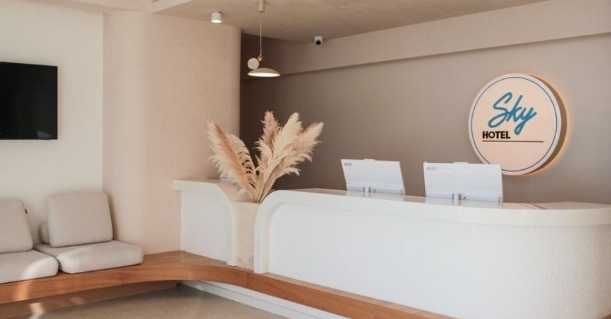 Официальное фото Бутик-Отеля Sky Hotel 4 звезды