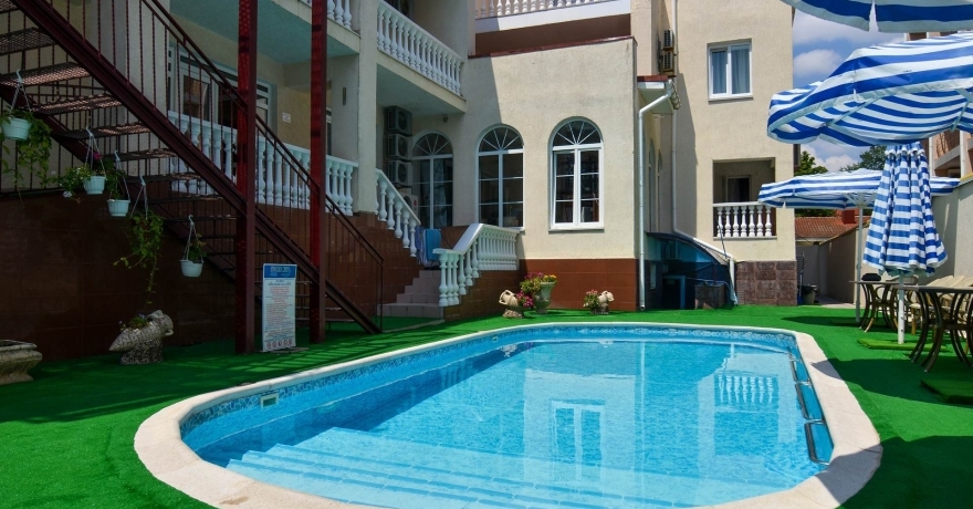 Официальное фото Отеля Русское Море звезды