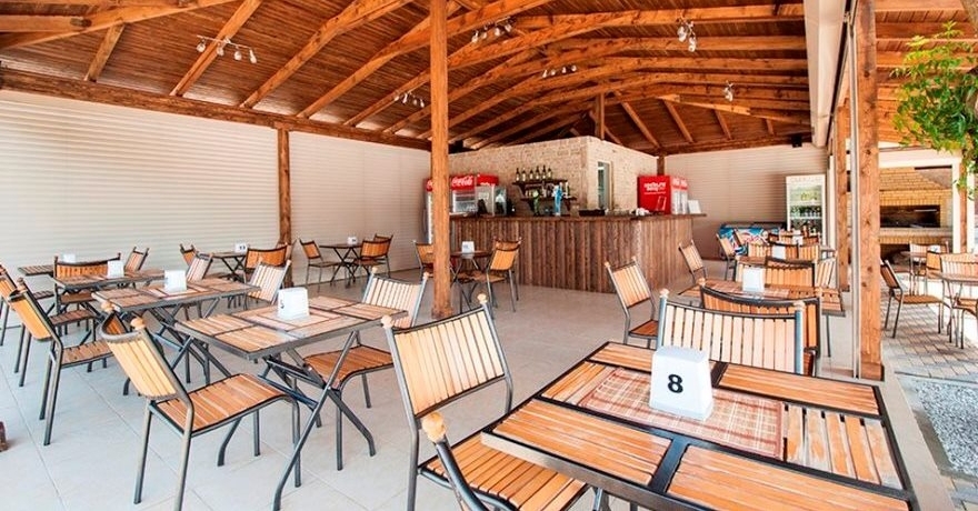 Официальное фото Бутик-Отеля Ахиллеон Парк 4 звезды