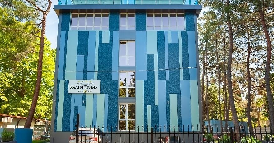 Официальное фото Отеля Грейс Калифорния 3 звезды