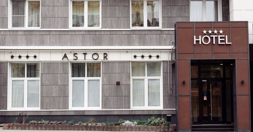 Официальное фото Отеля Astor 4 звезды
