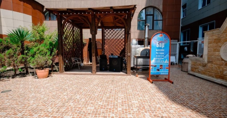 Официальное фото Отеля Кипарис 3 звезды