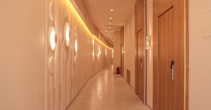 Официальное фото Бутик-Отеля Sky Hotel 4 звезды