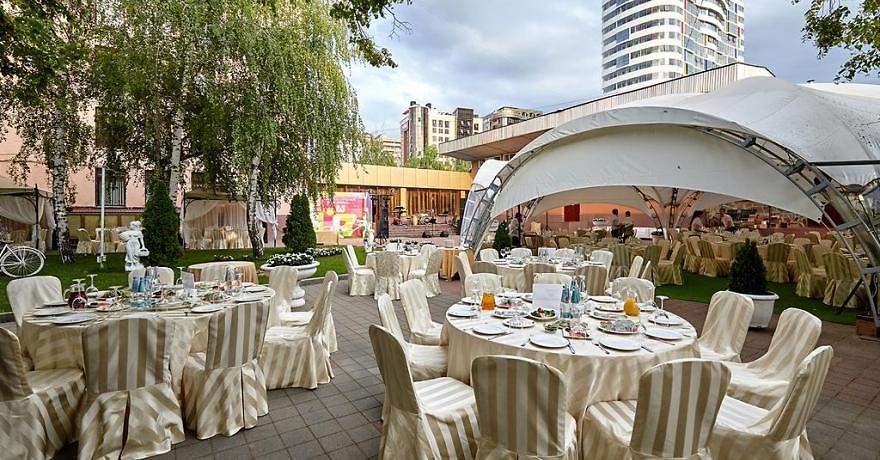 Официальное фото Гостиничного  Комплекса Екатерининский 3 звезды