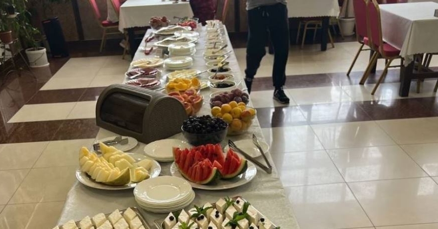 Официальное фото Отеля Мона Лиза звезды