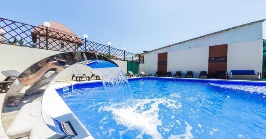 Официальное фото Отеля Лаура 3 звезды