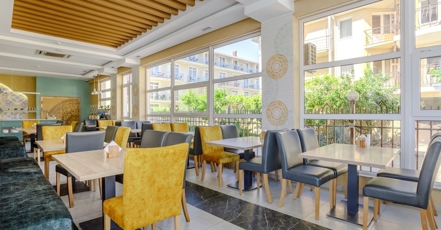 Официальное фото Отеля Амбра Резорт Хотел 3 звезды