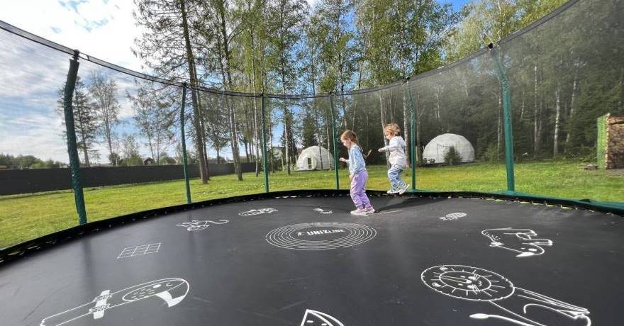 Официальное фото Парк-отеля New Riga Village 3 звезды