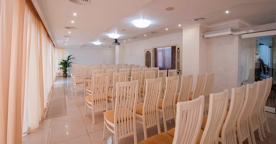 Официальное фото Бутик-Отеля Ахиллеон Парк 4 звезды