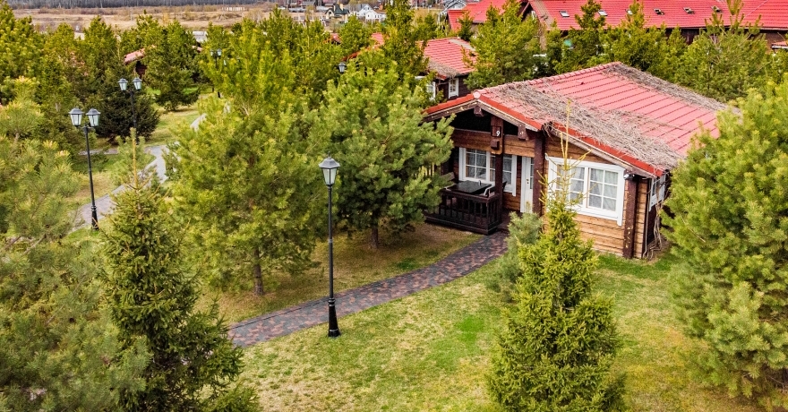 Официальное фото Загородного отеля Fish Point Family Resort 4 звезды