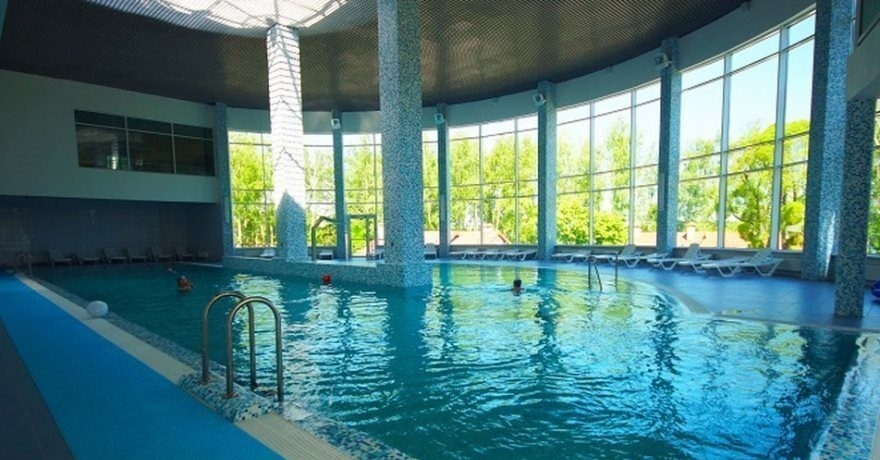 Официальное фото Учебно-оздоровительного центра Икша  звезды