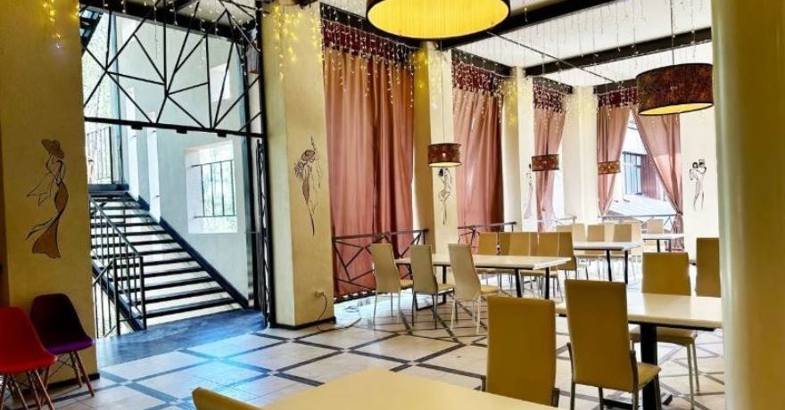 Официальное фото Парк-отеля Светлое Озеро 3 звезды