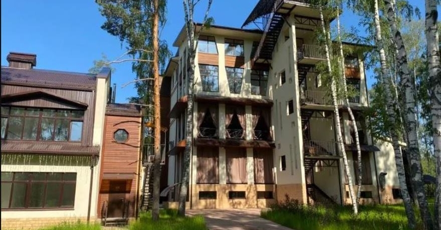 Официальное фото Парк-отеля Светлое Озеро 3 звезды