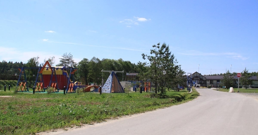 Официальное фото Загородного отеля Петрухино-клуб 3 звезды