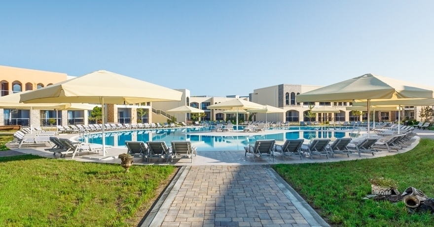 Официальное фото Отеля Мореа Family Resort & Spa 4 звезды