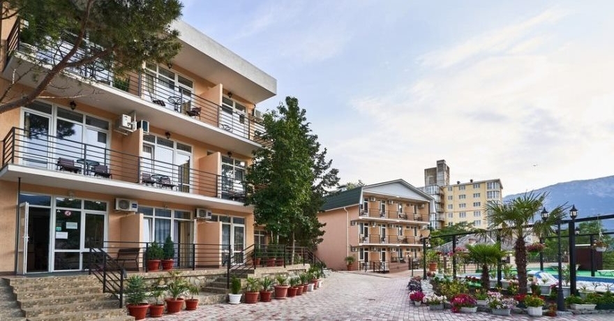 Официальное фото Гостевого дома Крымская Ницца  звезды