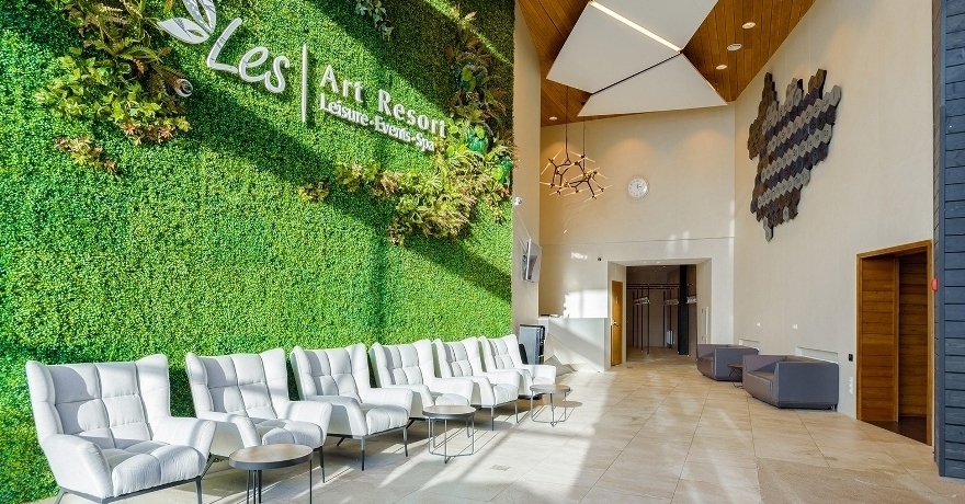 Официальное фото Отеля Лес Арт Резорт 4 звезды