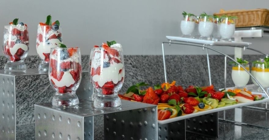 Официальное фото Отеля Солнце и море 4 звезды