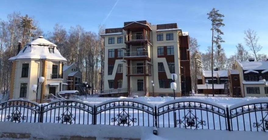 Официальное фото Парк-отеля Светлое Озеро 3 звезды