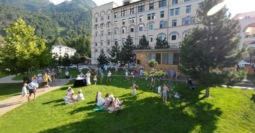 Официальное фото Отеля Панорама by Mercure Красная Поляна 4 звезды