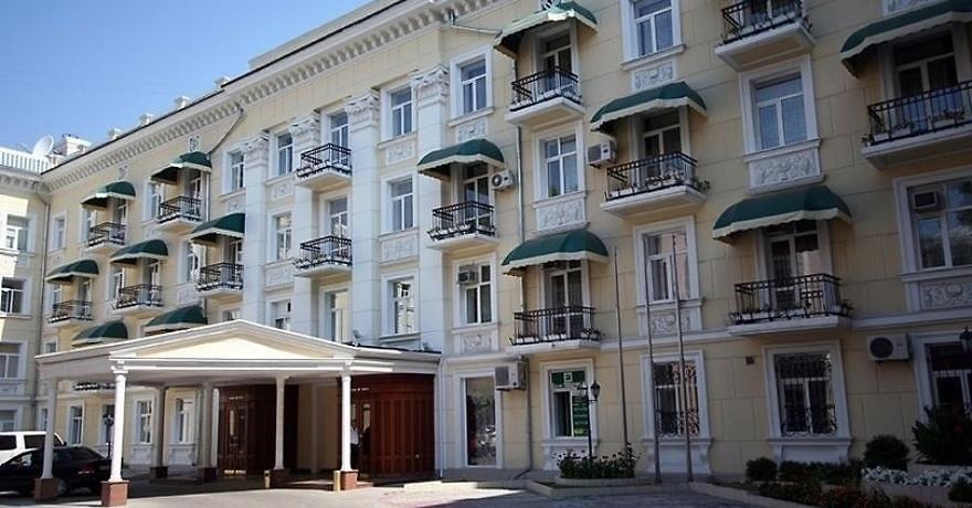 Официальное фото Гранд Отеля Симферополь  звезды