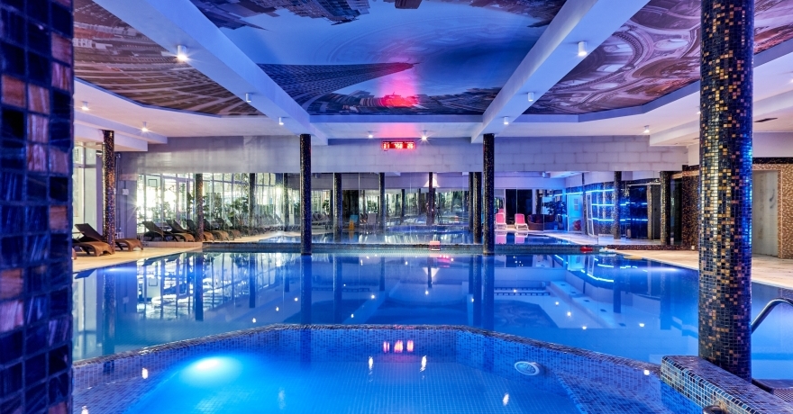 Официальное фото Парк-отеля Vnukovo Village Park Hotel & Spa 4 звезды