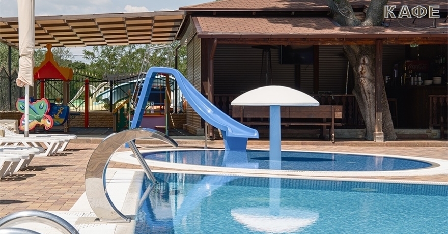 Официальное фото Бутик-Отеля Ахиллеон Парк 4 звезды