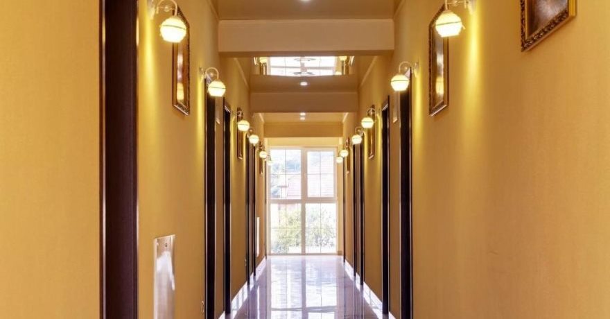 Официальное фото Отеля Лаура 3 звезды