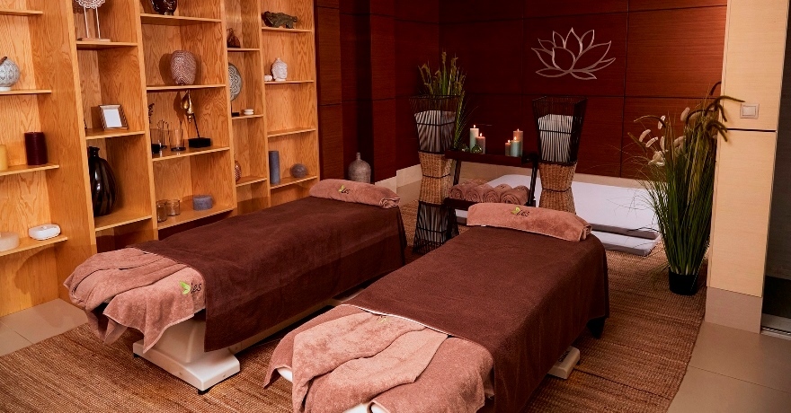 Официальное фото Отеля Лес Арт Резорт 4 звезды