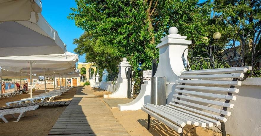 Официальное фото Отеля Русское Море звезды