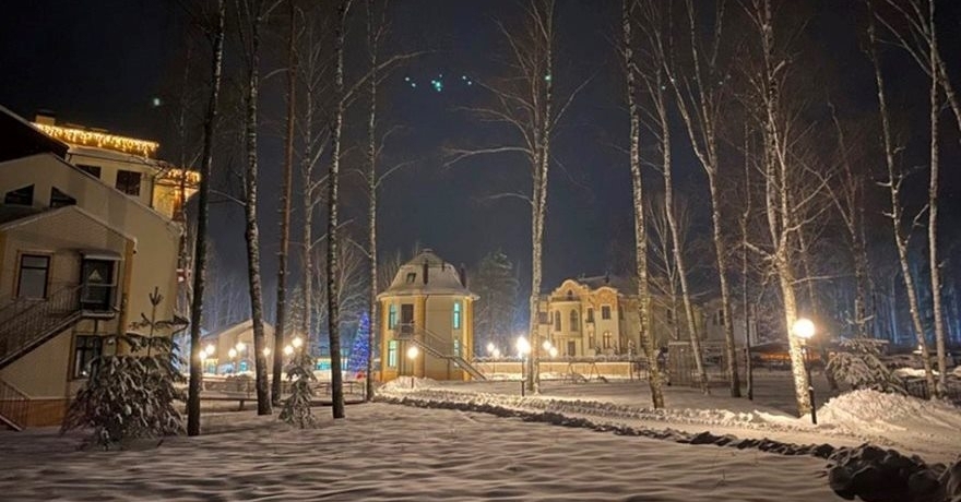 Официальное фото Парк-отеля Светлое Озеро 3 звезды