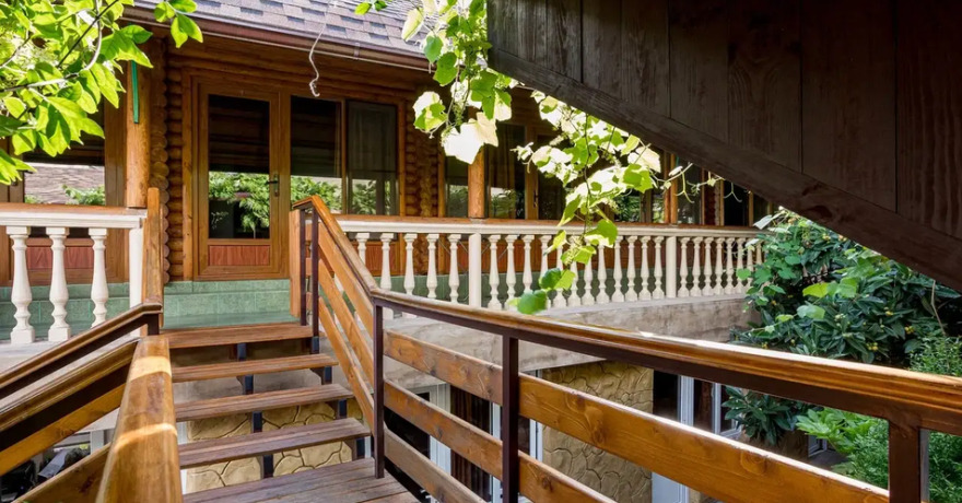 Официальное фото Отеля Лаура 3 звезды